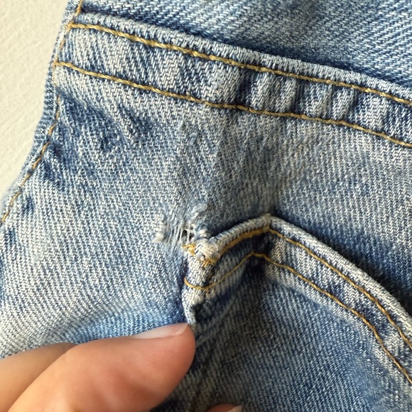 Urban Pipeline Light Blue Relaxed Jeans - Picture 3 of 9